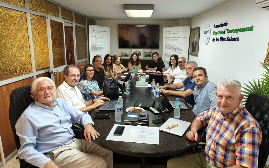 Firmado el Acuerdo para actualizar el CRIB para el personal PAS de los centros concertados